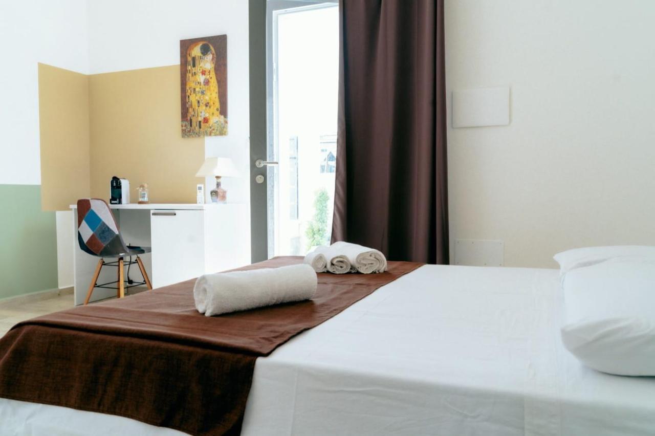 16Miglia Hotel La Caletta Buitenkant foto